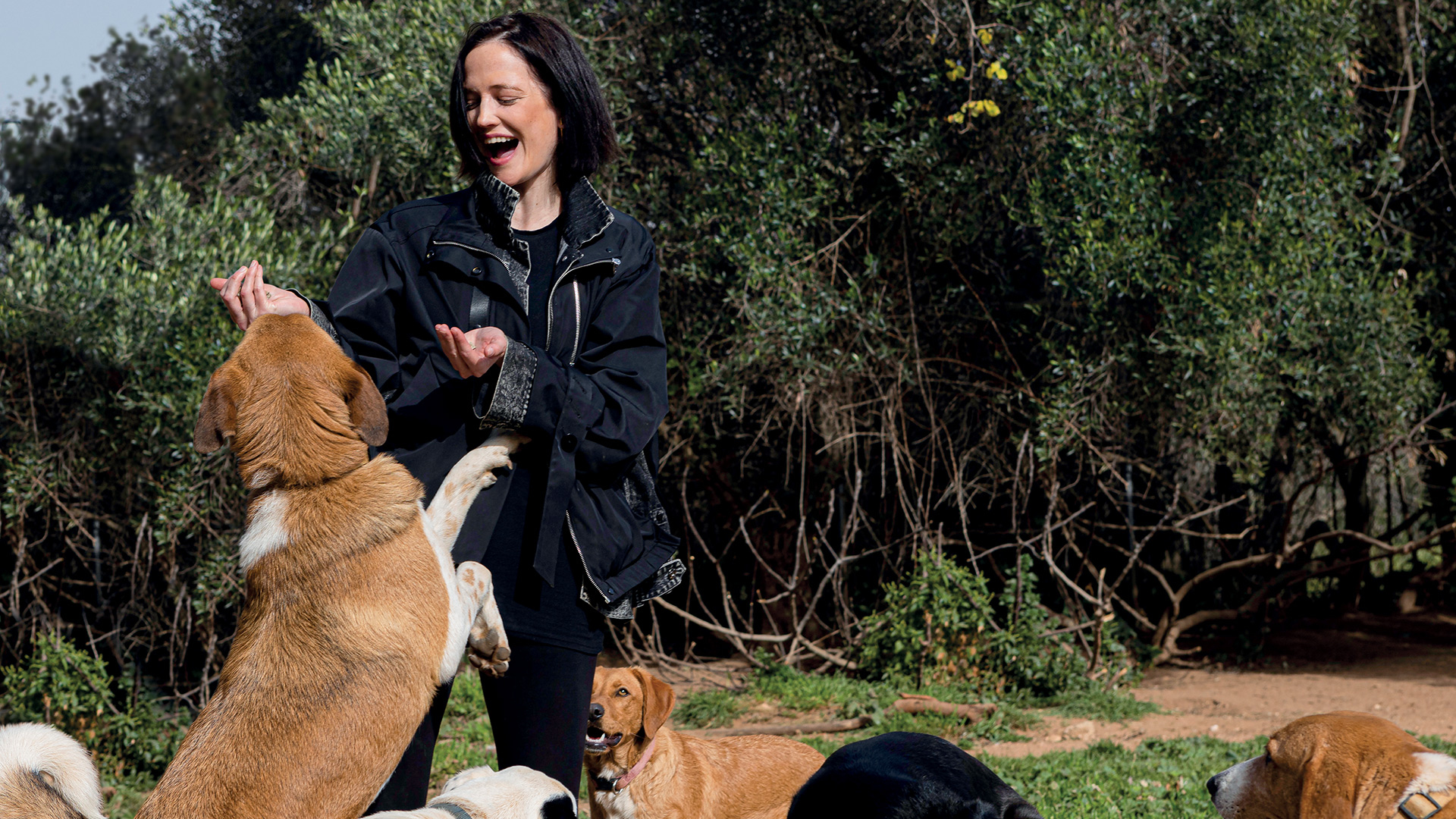 Visiting the Navarino Pet Community with Eva Green | Costa Navarino